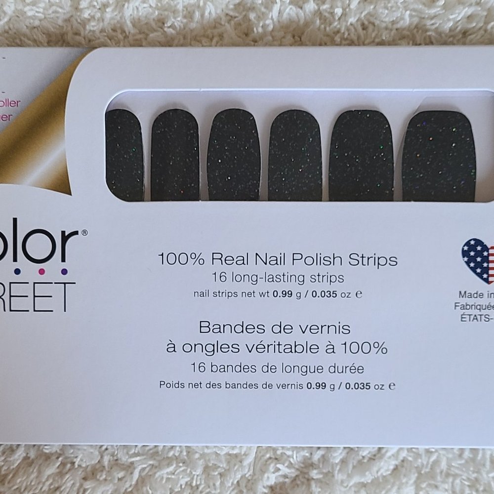 ColorStreet Nail Strips - "Scot Topic"